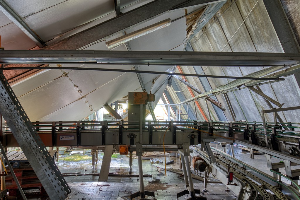 club soda hdr belgie urbex spa belgique belgium decay verlaten fabriek usine factory spawater bronwater ingestort lost abandoned